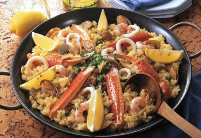 Рецепт Испанская паэлья с моллюсками и крабовым мясом