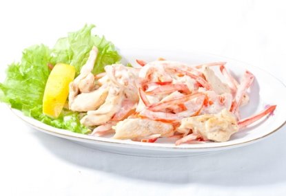 Рецепт салат с курицей и крабовым мясом